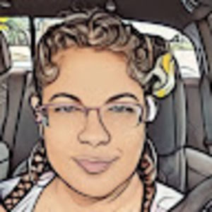 Meet your Posher, Mayra